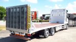 902005 open laadvloer hardhouten vloerplanken met stalen omega profielen